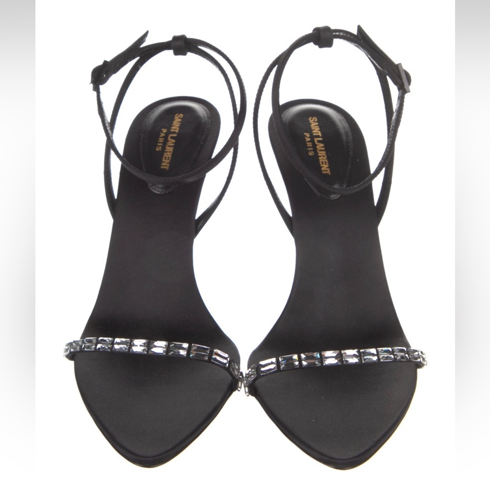 SAINT LAURENT PARIS YSL Crystal Stiletto
Never been worn. SZ38.5